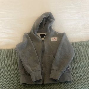 Like new Youth Jordan flight heavy weight sweatshirt